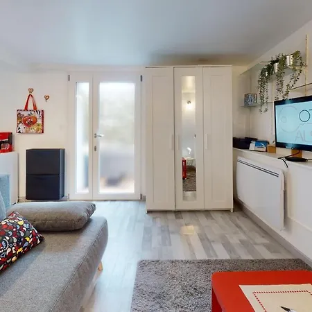 Séjour chez l'habitant Avec Parking Rue De La Semm